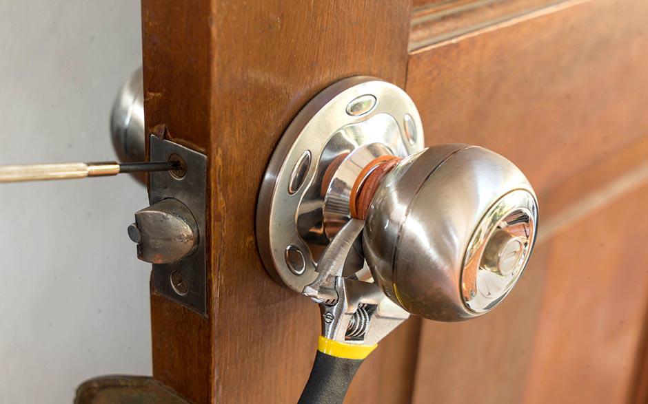 comment ouvrir une porte sans clef Saintry-sur-Seine